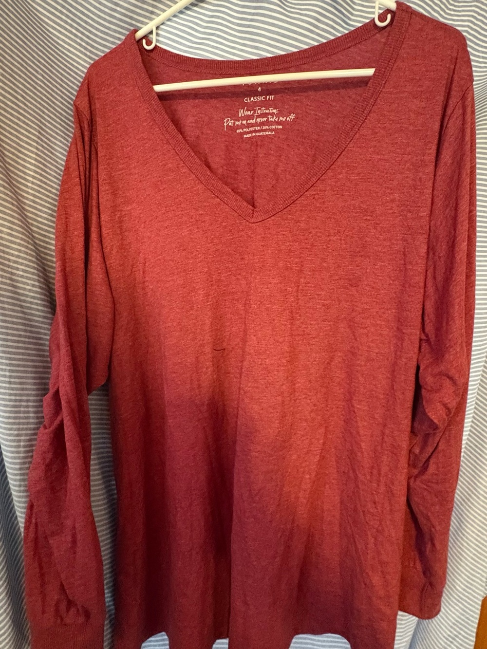 torrid Heathered Rust Red V-neck Tee